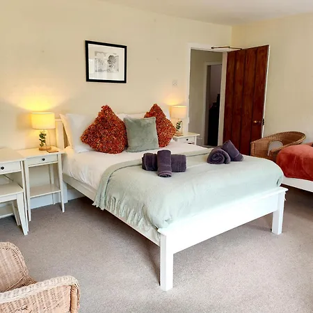 Bush Nook House Holiday home *