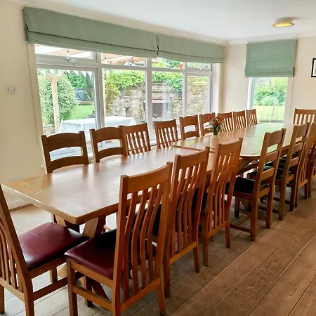 Bush Nook House *