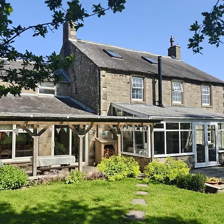 Bush Nook House Holiday home *