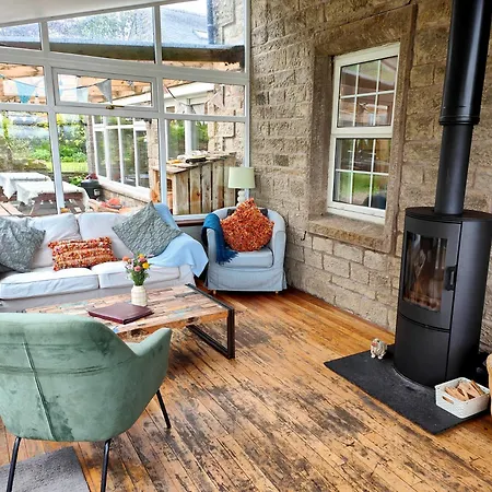 Bush Nook House