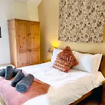 Bush Nook House *